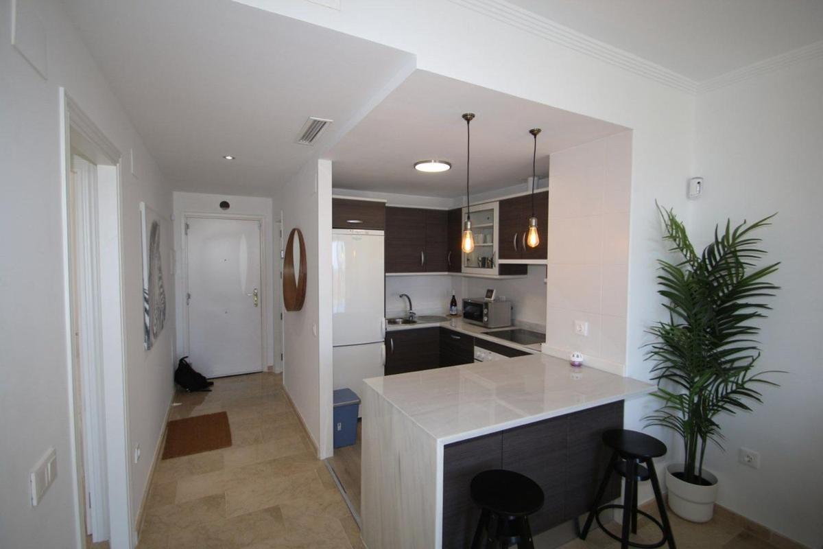 Small Oasis Nelson Mandela Apartment With Sea View, Two Bedrooms, Parking, Terrace And Pool マニルバ エクステリア 写真