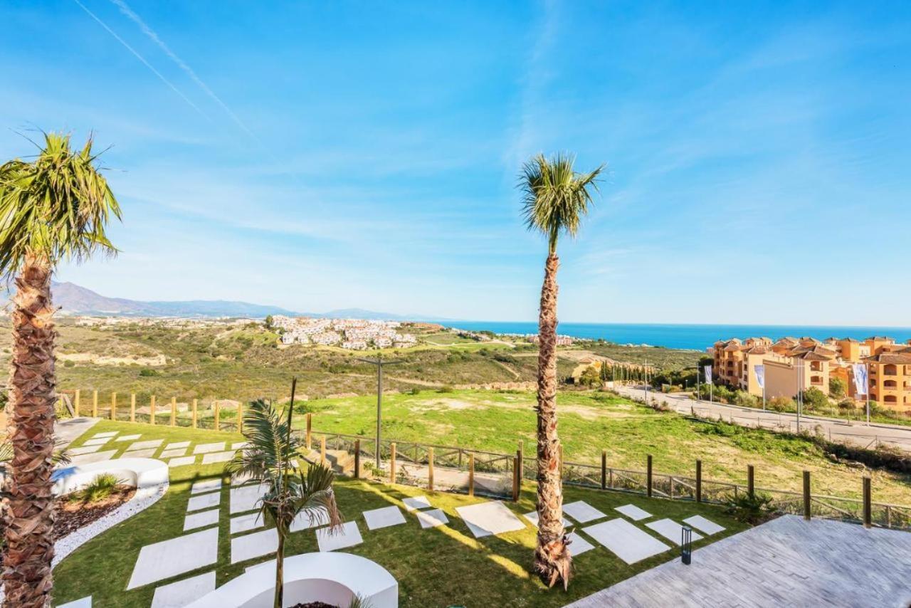 Small Oasis Nelson Mandela Apartment With Sea View, Two Bedrooms, Parking, Terrace And Pool マニルバ エクステリア 写真