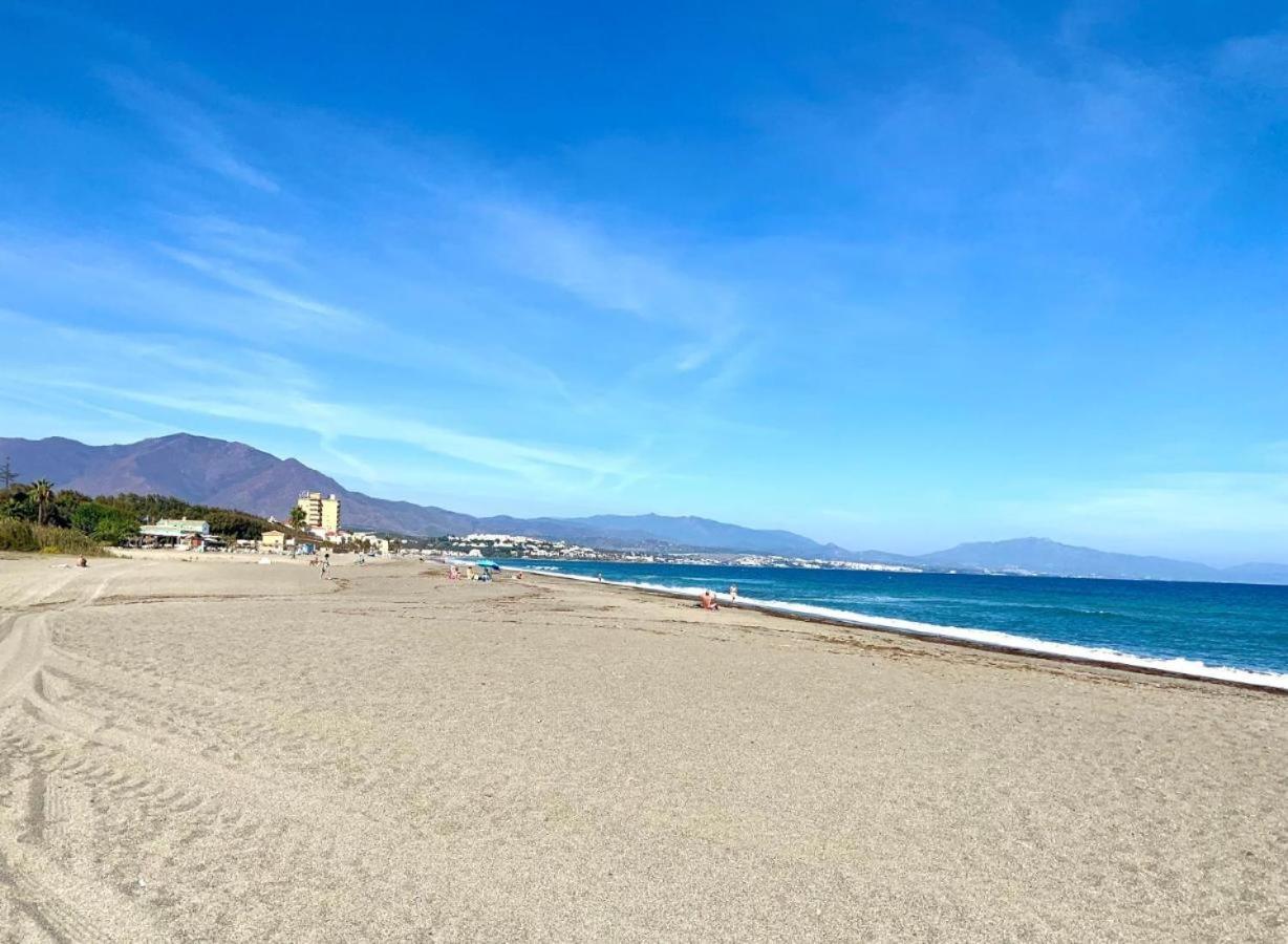 Small Oasis Nelson Mandela Apartment With Sea View, Two Bedrooms, Parking, Terrace And Pool マニルバ エクステリア 写真